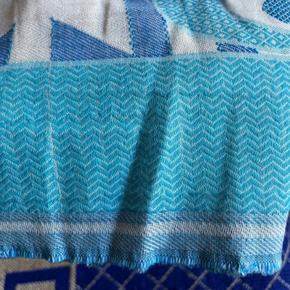 Alliance Peacock Eye Abstract Geometric Scarf Blue White Cotton‎